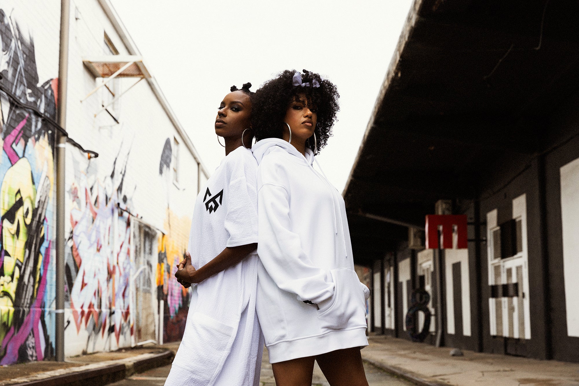 361A2122.jpg?v=1711566004&width=2000